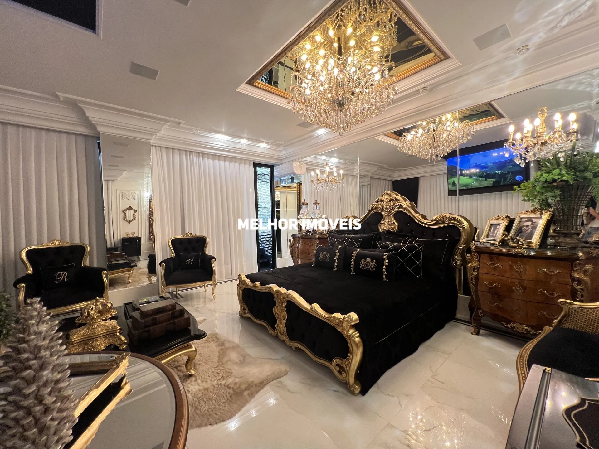 Casa de Condomínio com 4 Quartos à Venda, 343 m² em Centro - Camboriú