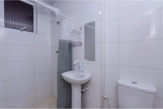Imagem Imóvel com 2 Quartos à Venda, 46 m² em Cavalhada - Porto Alegre