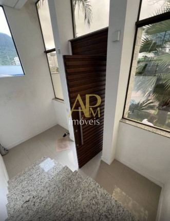 Imagem Casa com 3 Quartos à Venda, 310 m² em Pedra Branca - Palhoça Imagem Casa com 3 Quartos à Venda, 310 m² em Pedra Branca - Palhoça