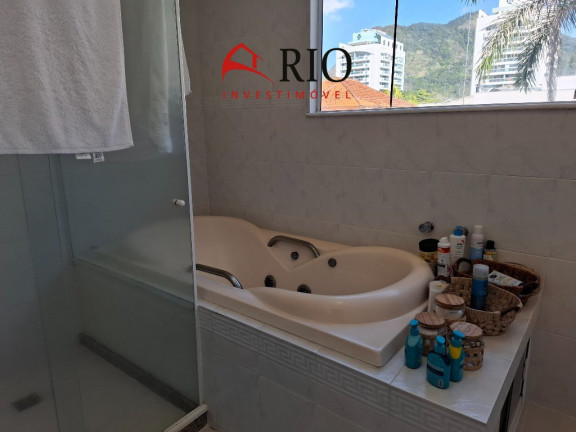 Imagem Casa com 4 Quartos à Venda, 400 m² em Recreio Dos Bandeirantes - Rio De Janeiro Imagem Casa com 4 Quartos à Venda, 400 m² em Recreio Dos Bandeirantes - Rio De Janeiro