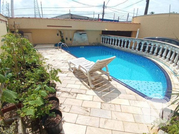 Imagem Sobrado com 3 Quartos à Venda, 320 m² em Gaivota - Itanhaém Imagem Sobrado com 3 Quartos à Venda, 320 m² em Gaivota - Itanhaém