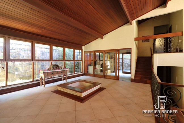 Imagem Casa com 8 Quartos à Venda, 680 m² em Cascata Dos Amores - Teresópolis Imagem Casa com 8 Quartos à Venda, 680 m² em Cascata Dos Amores - Teresópolis