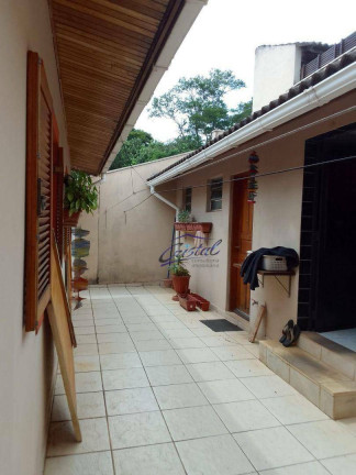 Imagem Casa com 5 Quartos à Venda, 190 m² em Granja Viana - Carapicuíba