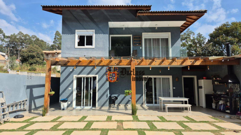 Sobrado com 3 Quartos à Venda, 200 m² em Bosque Dos Eucalíptos - Atibaia