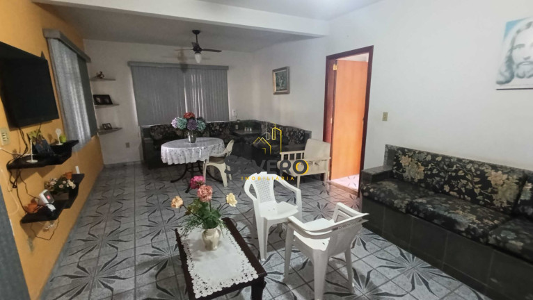 Imagem Casa com 3 Quartos à Venda, 2.000 m² em Vale Da Figueira (ponta Negra) - Maricá Imagem Casa com 3 Quartos à Venda, 2.000 m² em Vale Da Figueira (ponta Negra) - Maricá
