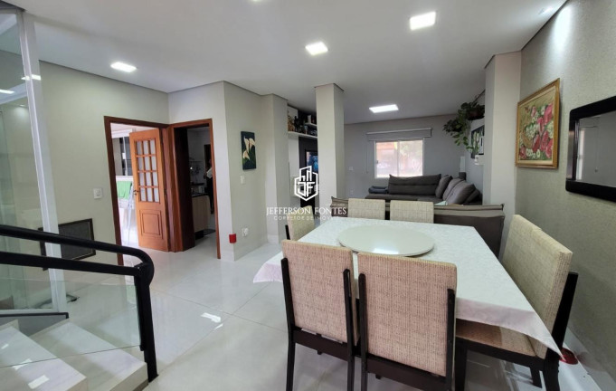 Imagem Casa de Condomínio com 3 Quartos à Venda, 240 m² em Residencial Vale Verde - Marília Imagem Casa de Condomínio com 3 Quartos à Venda, 240 m² em Residencial Vale Verde - Marília