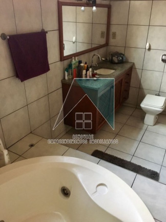 Imagem Casa com 5 Quartos à Venda, 190 m² em Condomínio Itamaraty - Ribeirão Preto Imagem Casa com 5 Quartos à Venda, 190 m² em Condomínio Itamaraty - Ribeirão Preto