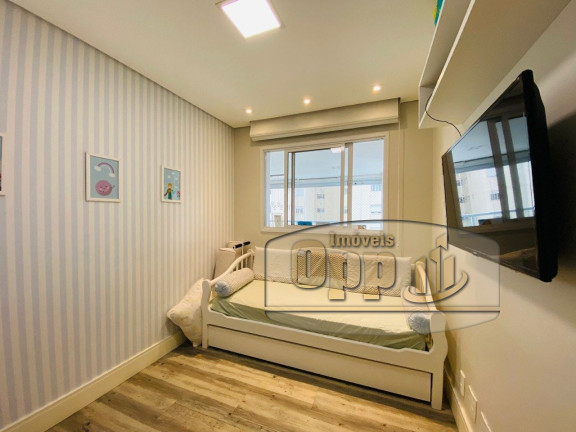 Imagem Apartamento com 3 Quartos à Venda, em Aclimação - São Paulo Imagem Apartamento com 3 Quartos à Venda, em Aclimação - São Paulo