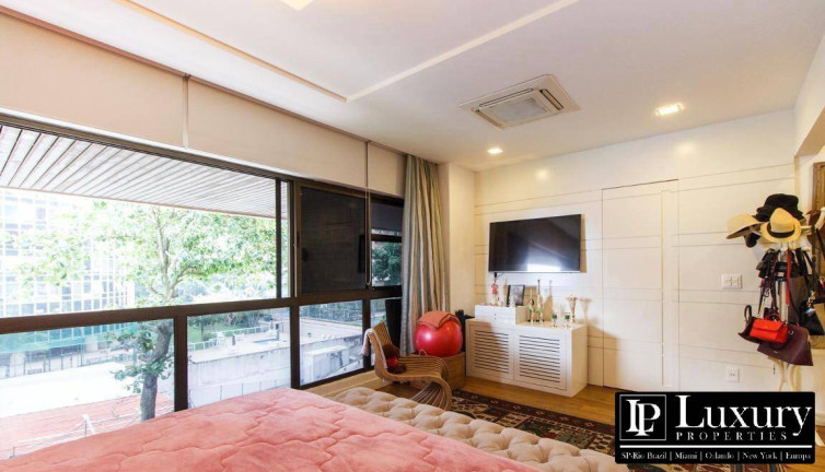 Imagem Apartamento com 3 Quartos à Venda, 330 m² em Barra Da Tijuca - Rio De Janeiro Imagem Apartamento com 3 Quartos à Venda, 330 m² em Barra Da Tijuca - Rio De Janeiro