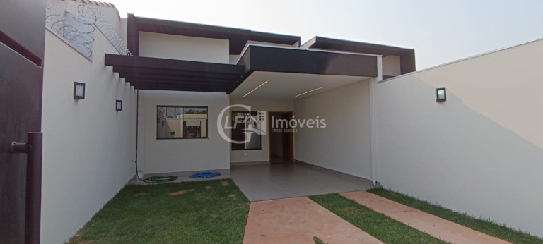 Casa com 3 Quartos à Venda, 216 m² em Vila Palmira - Campo Grande