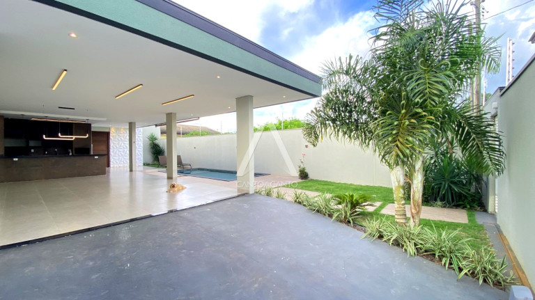 Imagem Casa com 3 Quartos à Venda, 320 m² em Jardim Itália Iii - Sinop Imagem Casa com 3 Quartos à Venda, 320 m² em Jardim Itália Iii - Sinop