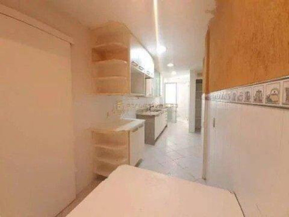 Imagem Apartamento com 3 Quartos à Venda, 210 m² em Lagoa - Rio De Janeiro Imagem Apartamento com 3 Quartos à Venda, 210 m² em Lagoa - Rio De Janeiro