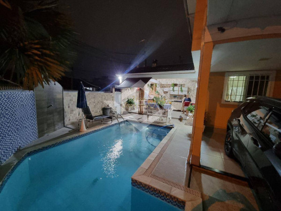 Imagem Casa com 4 Quartos à Venda, 180 m² em Piratininga - Niterói Imagem Casa com 4 Quartos à Venda, 180 m² em Piratininga - Niterói