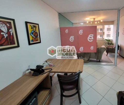 Sala Comercial à Venda, 28 m² em Trindade - Florianópolis