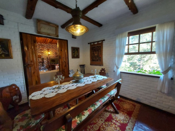 Imagem Casa com 6 Quartos à Venda, 114 m² em Parque Do Imbui - Teresópolis