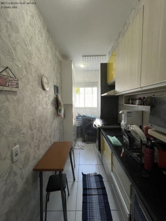 Imagem Imóvel com 3 Quartos à Venda, 70 m² em Imbuí - Salvador Imagem Imóvel com 3 Quartos à Venda, 70 m² em Imbuí - Salvador
