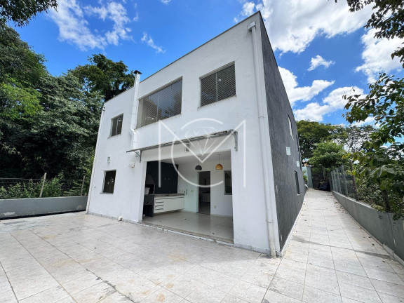 Imagem Casa com 5 Quartos à Venda, 350 m² em Clube Dos 200 - Esmeraldas Imagem Casa com 5 Quartos à Venda, 350 m² em Clube Dos 200 - Esmeraldas