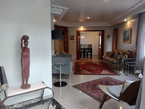 Foto do imóvel Casa com 3 Quartos à Venda,  em Boa Vista - Curitiba