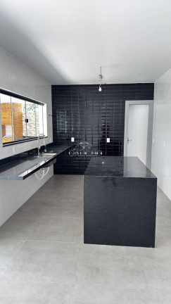 Imagem Casa com 3 Quartos à Venda, 339 m² em Recreio Dos Bandeirantes - Rio De Janeiro Imagem Casa com 3 Quartos à Venda, 339 m² em Recreio Dos Bandeirantes - Rio De Janeiro