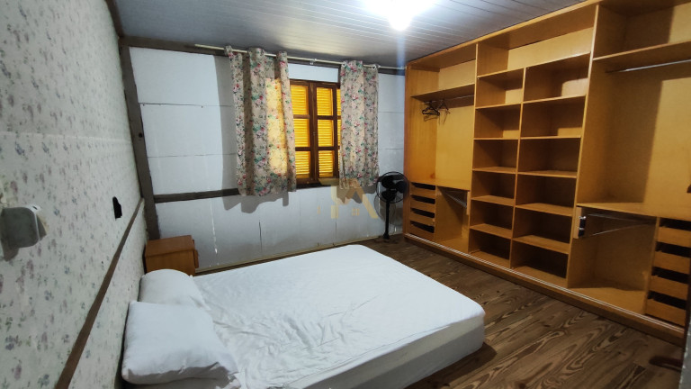 Imagem Imóvel com 3 Quartos à Venda, em Macacu - Garopaba Imagem Imóvel com 3 Quartos à Venda, em Macacu - Garopaba