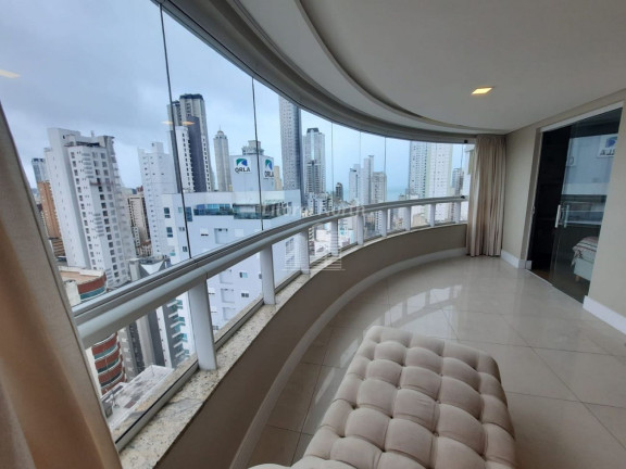Imagem Cobertura com 4 Quartos à Venda, 255 m² em Centro - Balneário Camboriú Imagem Cobertura com 4 Quartos à Venda, 255 m² em Centro - Balneário Camboriú