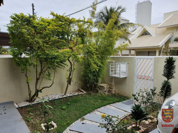 Imagem Casa com 4 Quartos à Venda,  em Lagoa Da Conceição - Florianópolis