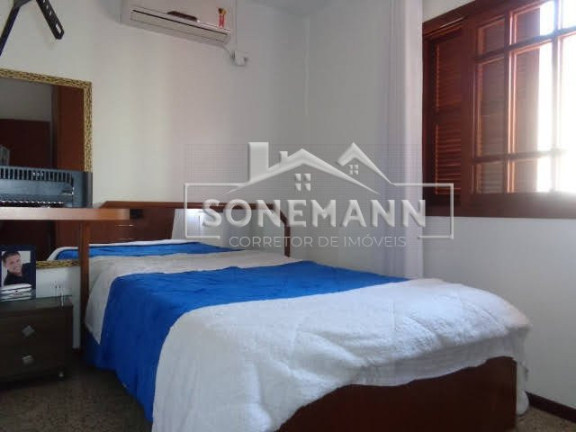 Imagem Casa com 3 Quartos à Venda, 205 m² em Parque São Jorge - Florianópolis