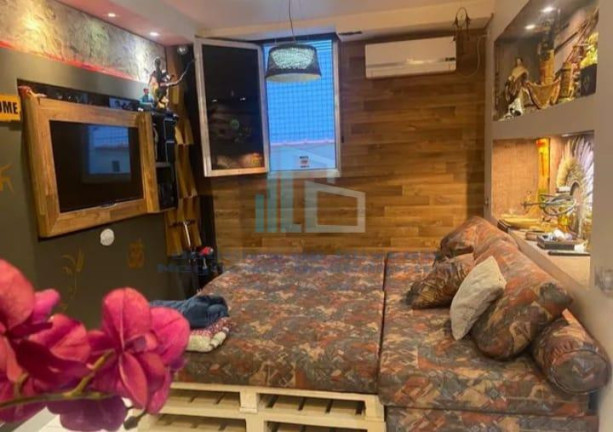 Imagem Kitnet com 1 Quarto à Venda, 35 m² em Guilhermina - Praia Grande Imagem Kitnet com 1 Quarto à Venda, 35 m² em Guilhermina - Praia Grande