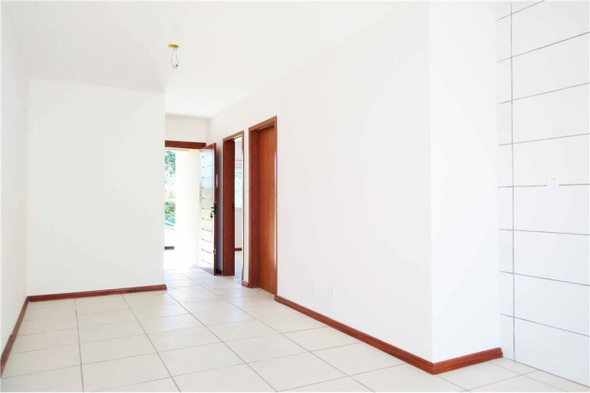 Imagem Casa com 2 Quartos à Venda,  em Restinga - Porto Alegre