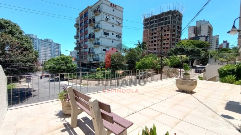 Imagem Apartamento com 2 Quartos para Alugar, 66 m² em Petrópolis - Porto Alegre