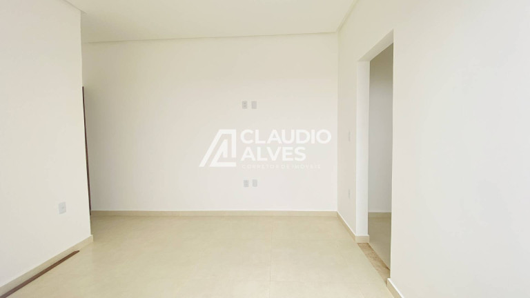Imagem Casa com 3 Quartos à Venda, 85 m² em Parque Ipê - Feira De Santana