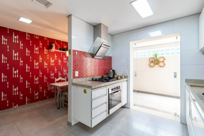 Imagem Casa com 3 Quartos à Venda, 189 m² em Parque Jabaquara - São Paulo