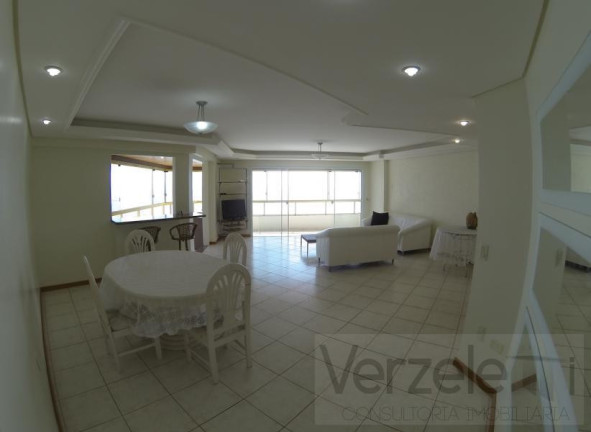 Imagem Apartamento com 3 Quartos à Venda, 157 m² em Centro - Balneário Camboriú Imagem Apartamento com 3 Quartos à Venda, 157 m² em Centro - Balneário Camboriú