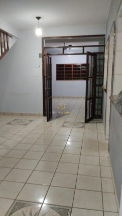 Imagem Sobrado com 4 Quartos à Venda, 208 m² em Vila Olegário Pinto - Caldas Novas Imagem Sobrado com 4 Quartos à Venda, 208 m² em Vila Olegário Pinto - Caldas Novas