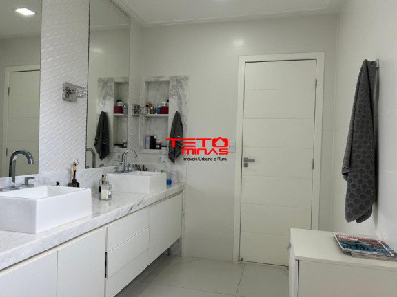 Imagem Casa com 4 Quartos à Venda, 617 m² em Vale Dos Pinheiros - São Lourenço