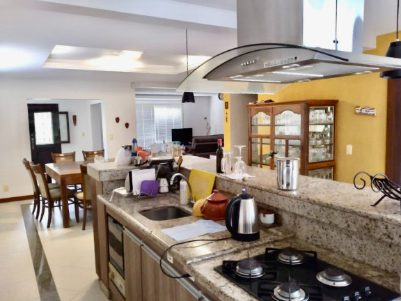Imagem Casa com 3 Quartos à Venda, 320 m² em Pedra Branca - Palhoça Imagem Casa com 3 Quartos à Venda, 320 m² em Pedra Branca - Palhoça
