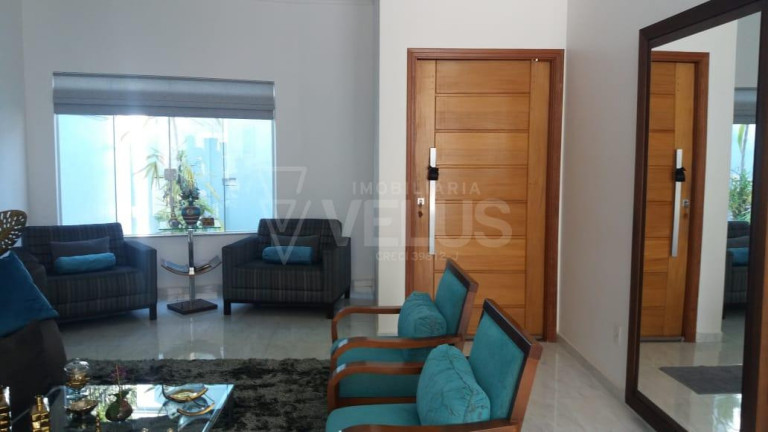 Imagem Sobrado com 2 Quartos à Venda, 256 m² em Vila Nastri Ii - Itapetininga Imagem Sobrado com 2 Quartos à Venda, 256 m² em Vila Nastri Ii - Itapetininga