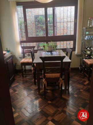 Imagem Sobrado com 4 Quartos à Venda, 280 m² em Rio Branco - Porto Alegre