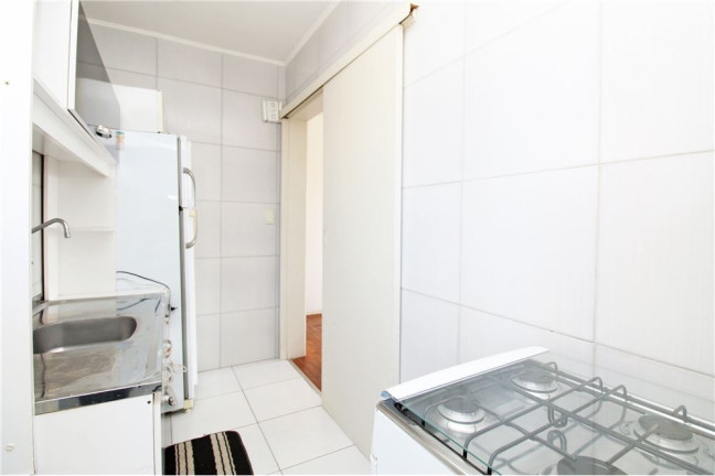 Imagem Imóvel com 1 Quarto à Venda,  em Partenon - Porto Alegre
