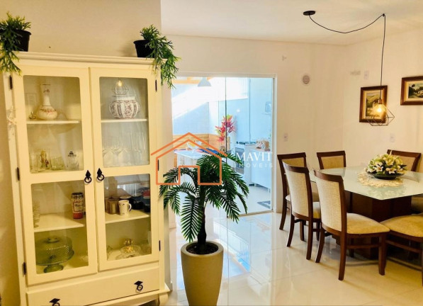 Imagem Casa com 2 Quartos à Venda, 141 m² em Itaum - Joinville