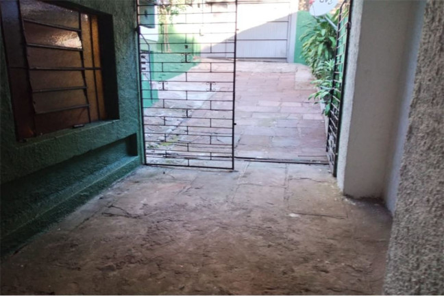 Imagem Casa com 5 Quartos à Venda, em Santa Tereza - Porto Alegre Imagem Casa com 5 Quartos à Venda, em Santa Tereza - Porto Alegre