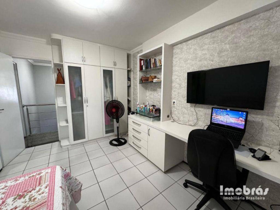 Imagem Casa com 3 Quartos à Venda, 147 m² em Lagoa Redonda - Fortaleza Imagem Casa com 3 Quartos à Venda, 147 m² em Lagoa Redonda - Fortaleza