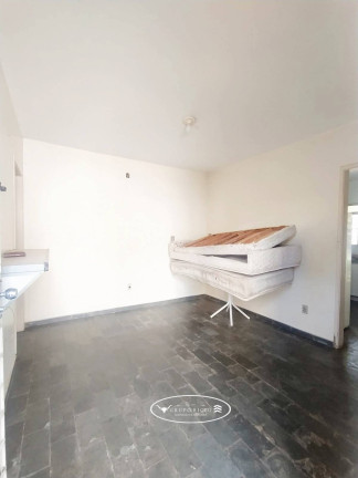 Imagem Casa com 3 Quartos à Venda, 136 m² em Setor Bueno - Goiânia