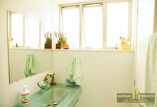 Imagem Apartamento com 4 Quartos à Venda, em Ipanema - Rio De Janeiro Imagem Apartamento com 4 Quartos à Venda, em Ipanema - Rio De Janeiro
