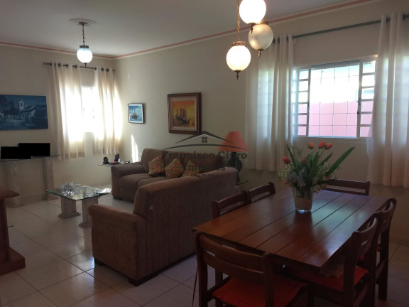 Imagem Casa com 3 Quartos à Venda, 174 m² em Village Santana - Guaratinguetá Imagem Casa com 3 Quartos à Venda, 174 m² em Village Santana - Guaratinguetá