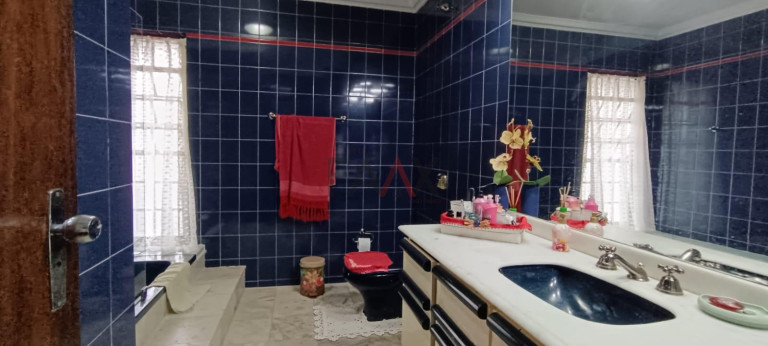 Imagem Casa com 5 Quartos para Alugar, 470 m² em Bonsucesso - Guarapuava Imagem Casa com 5 Quartos para Alugar, 470 m² em Bonsucesso - Guarapuava