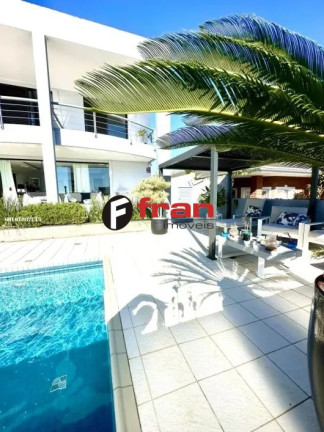 Casa com 5 Quartos à Venda, 504 m² em Joao Paulo - Florianópolis