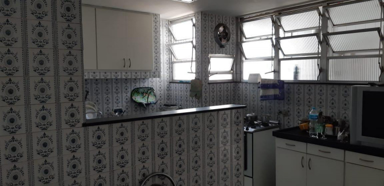 Imagem Apartamento com 4 Quartos à Venda, 150 m² em Copacabana - Rio De Janeiro