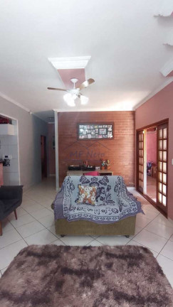 Imagem Casa com 2 Quartos à Venda, 250 m² em Parque Clayton Malaman - Pirassununga