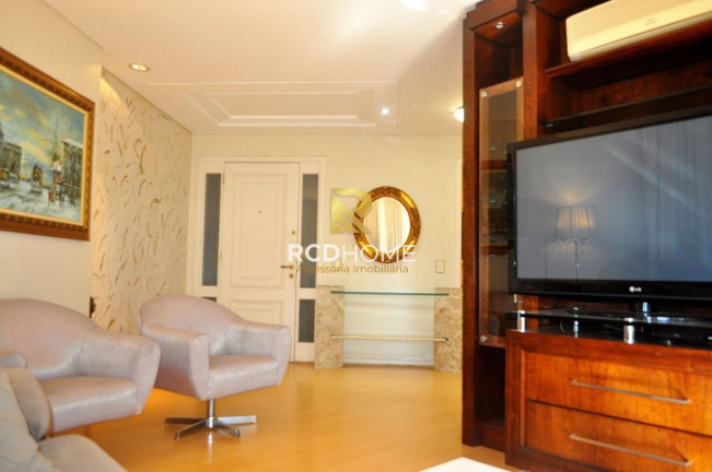 Imagem Apartamento com 3 Quartos à Venda, 140 m² em Centro - Curitiba